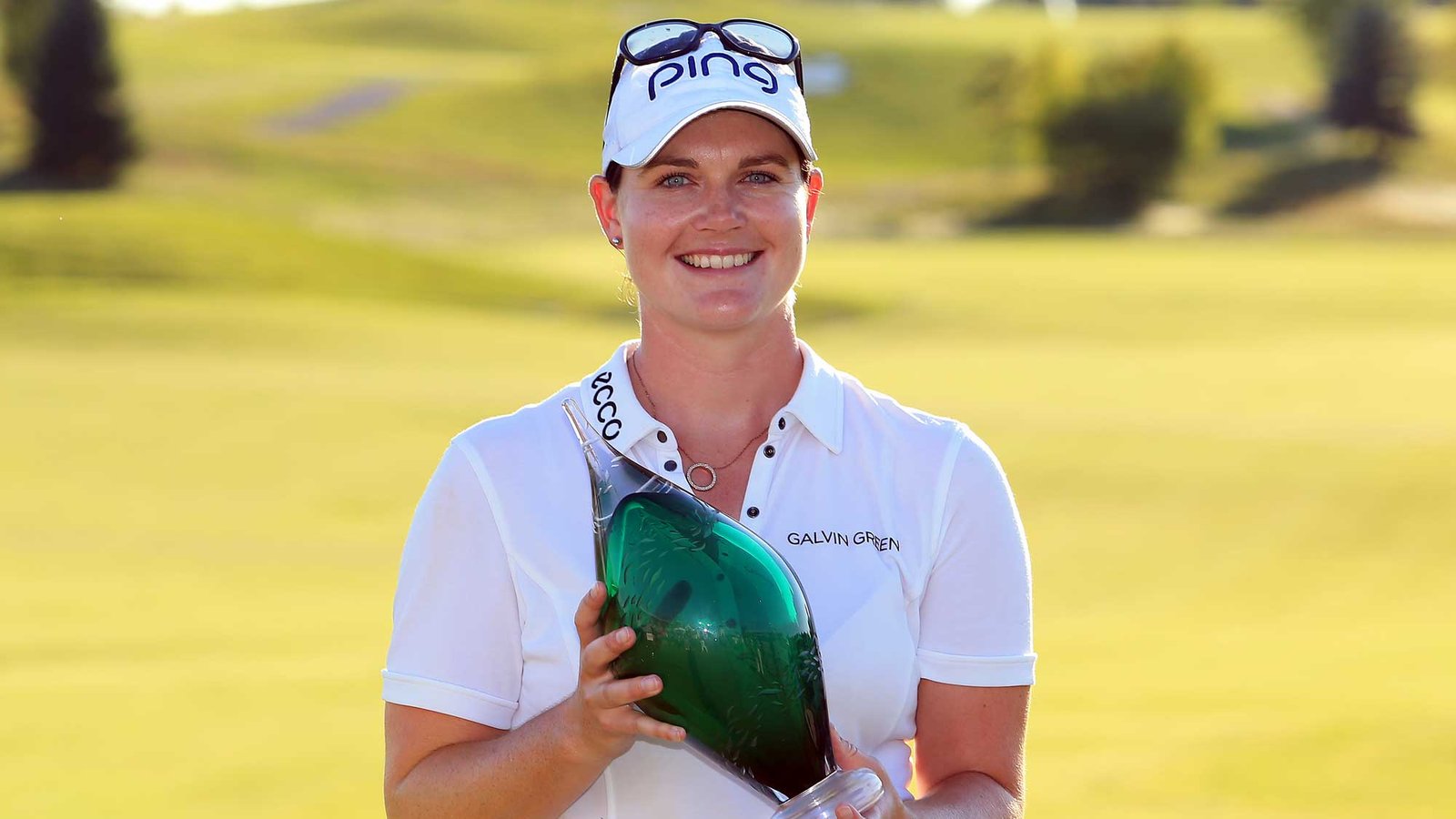 Caroline Masson with Manulife trophy