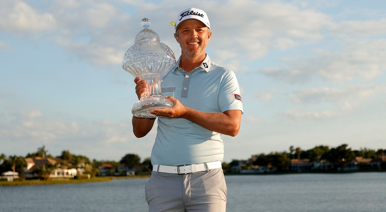 Defending champion Matt Jones