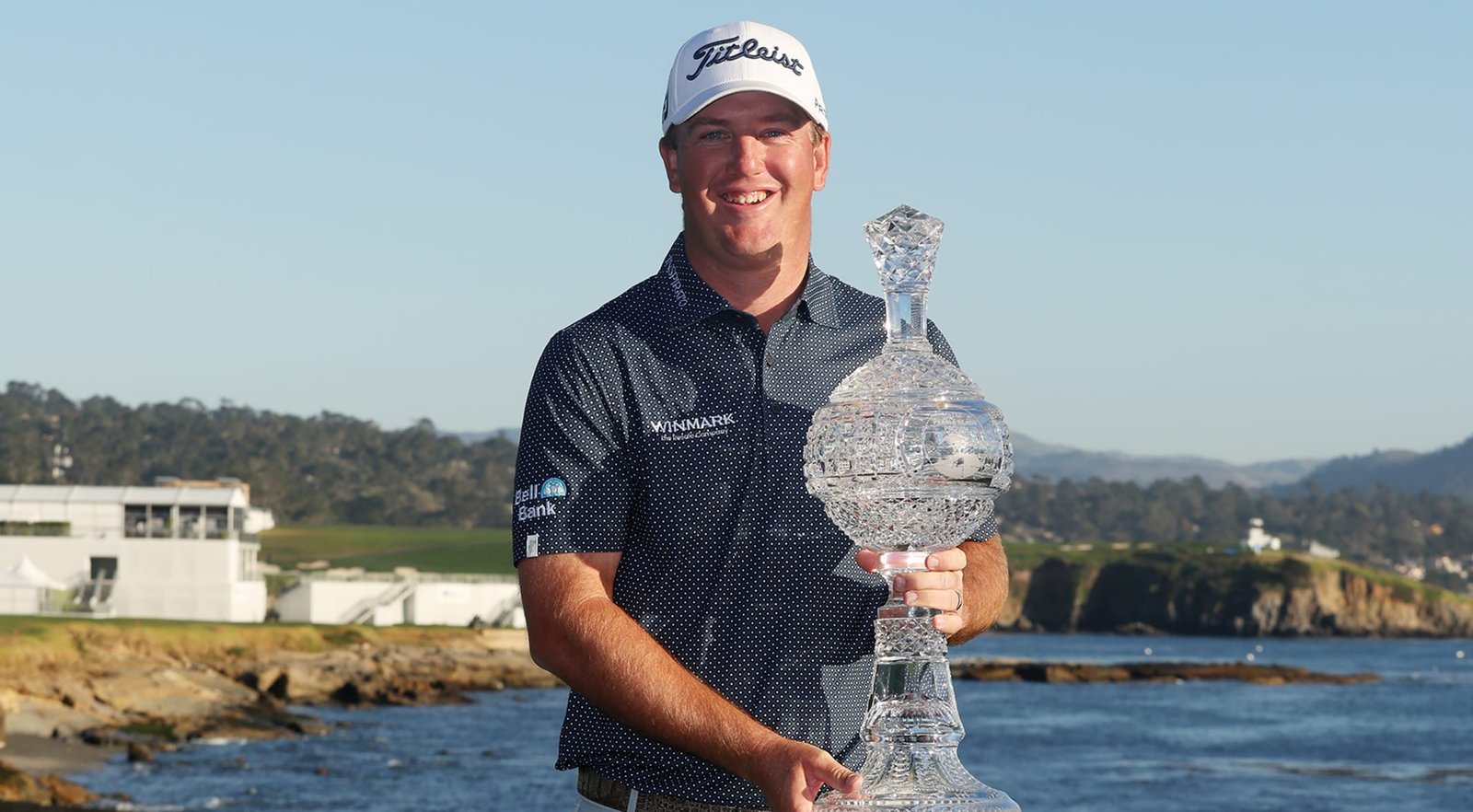 Defending champion Tom Hoge