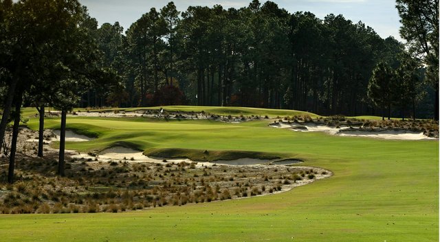 5th hole at Pinehurst #2