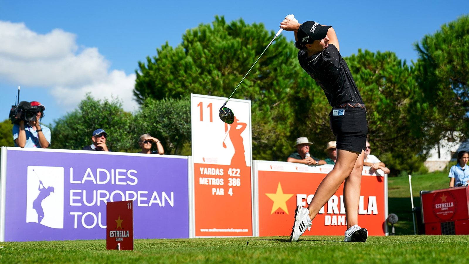 Carlotta Ciganda teeing off at an LET event
